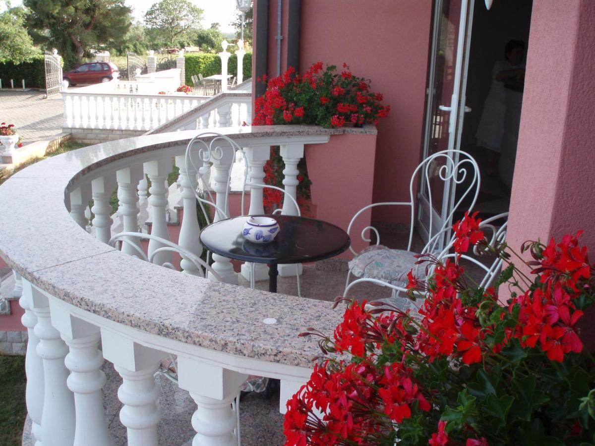 Villa Chiara Krnica Exteriör bild