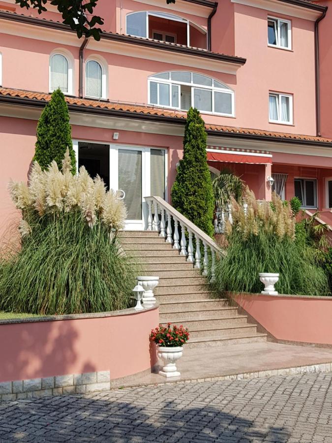 Villa Chiara Krnica Exteriör bild