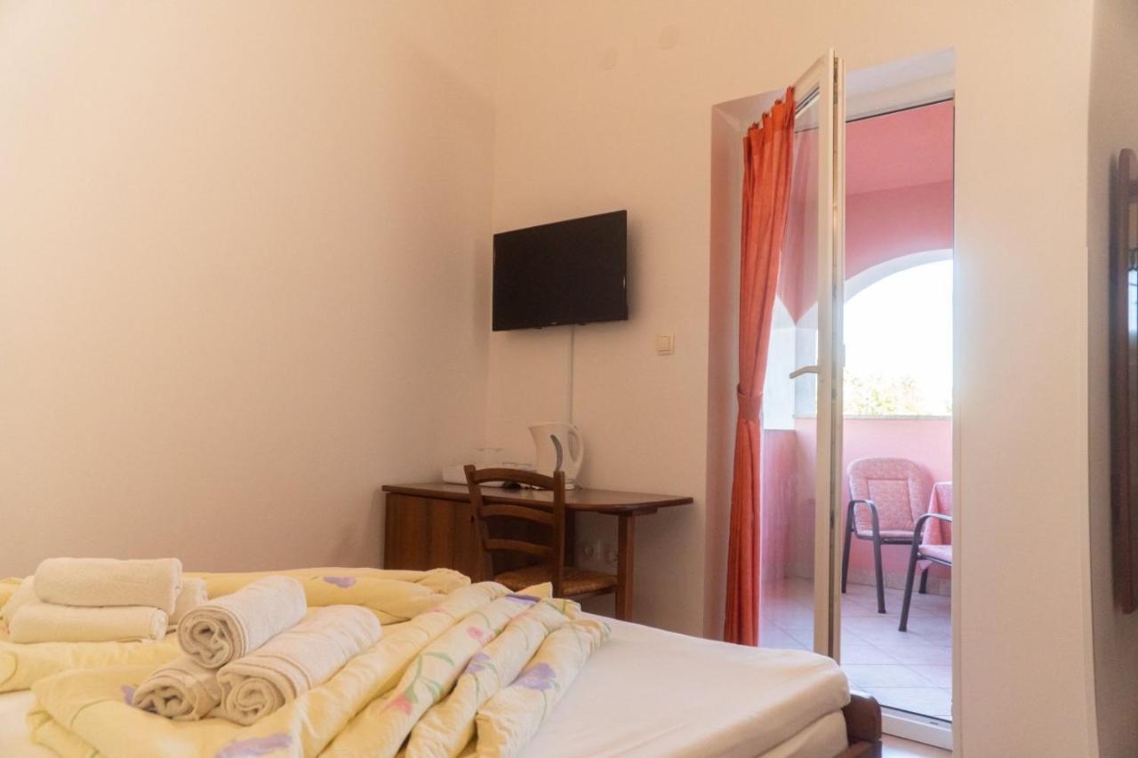 Villa Chiara Krnica Exteriör bild