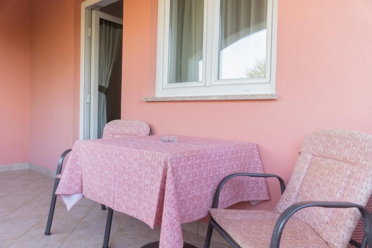 Villa Chiara Krnica Exteriör bild